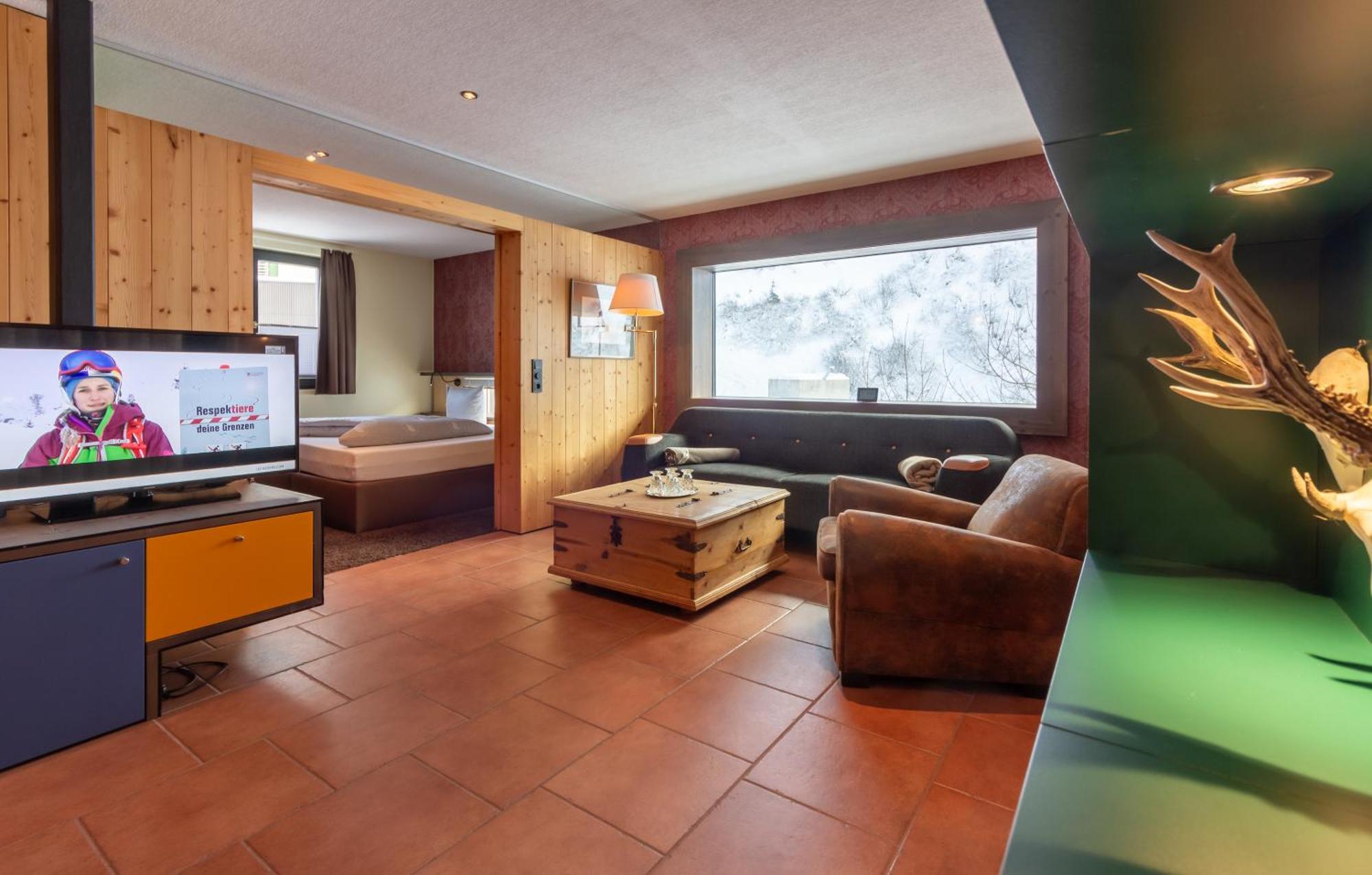 Wohlfuehlhotel Hubertushof Stuben am Arlberg Exterior photo